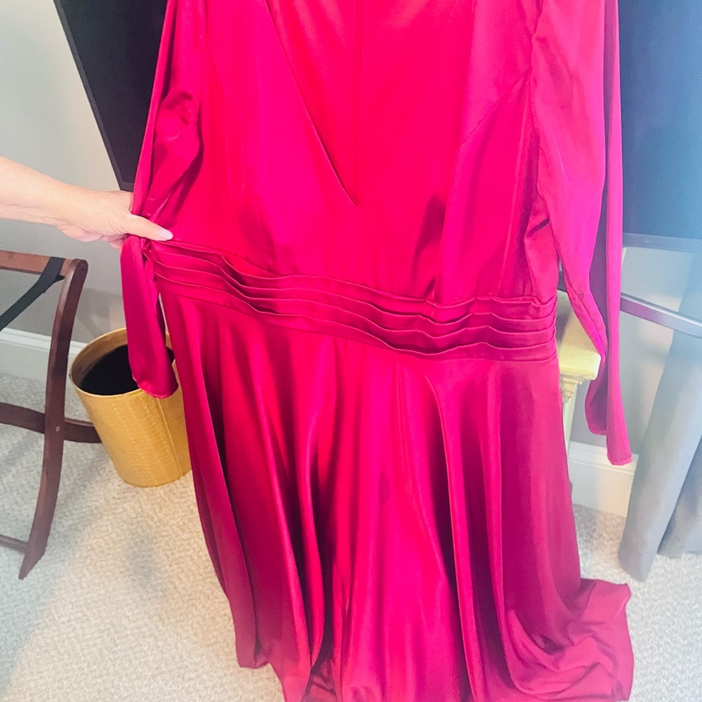Mac Duggal Pink V-Neck Bishop Sleeve Gown